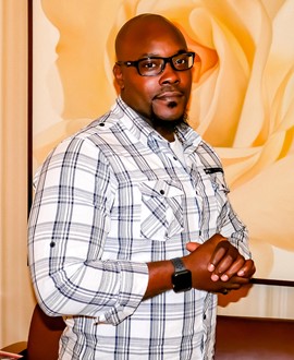 Darius Charlton