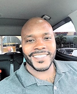 Darius Charlton 02.JPG